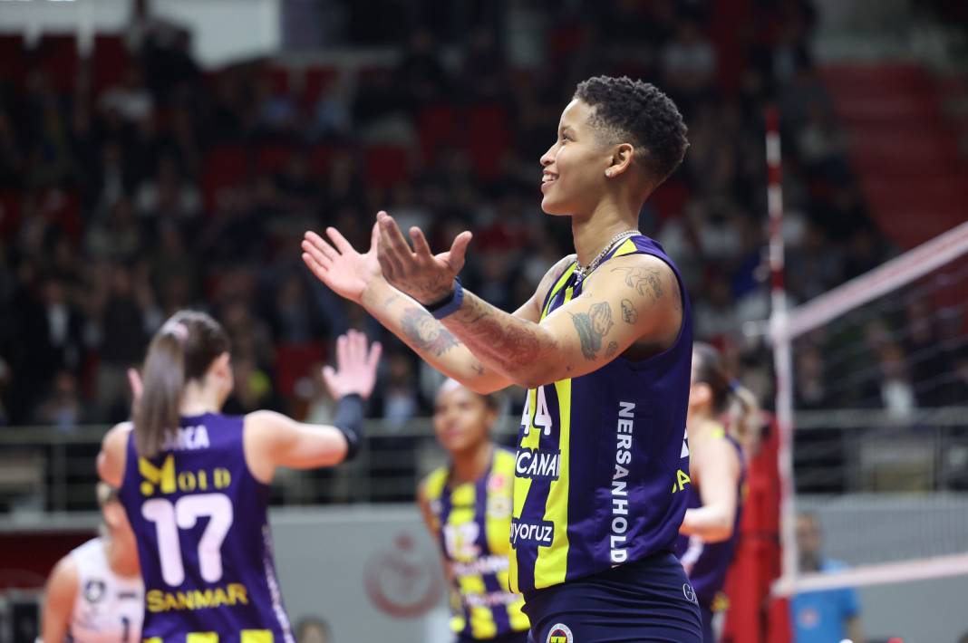 Vayy Ana Cristina! Bu ne Melissa Vargas: Dillerde bu ikili 6